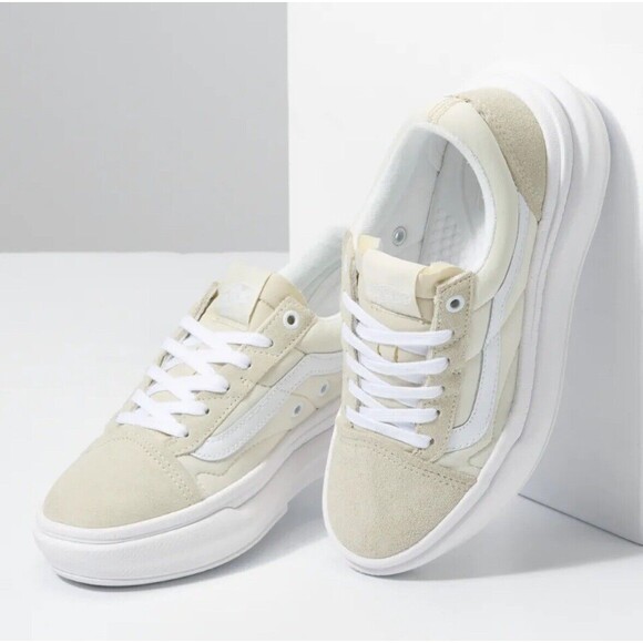 NIB Vans ComfyCush Old Skool Overt CC Shoe Sneakers Sand White Size 10.5 - Picture 1 of 6